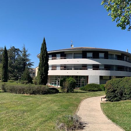 Residence "Les Fontaines" Des Thermes De Castéra-Verduzan Exterior photo